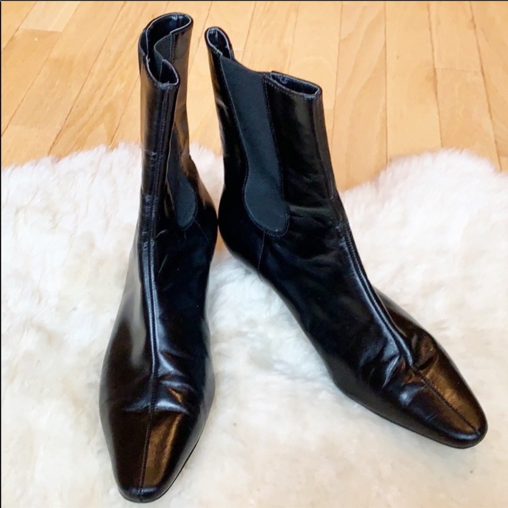 TALBOTS boots size 7.5 black leather
